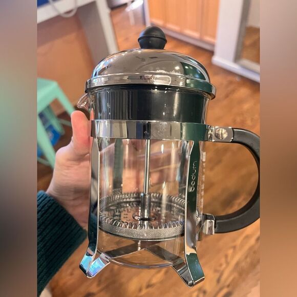 Bodum Chambord 2-Cup Chrome French Press Coffee Maker Stainless Steel 2 cup 7 in - Picture 11 of 13